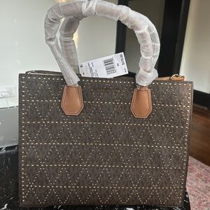 NEW W/TAG Michael Kors Stud & Grommet Mercer Handbag LG Convertible Tote